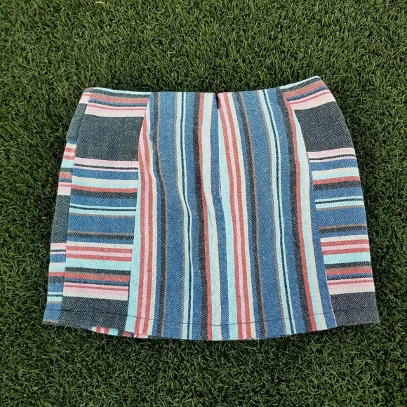 Guess Colorful Skirt - Picture 3 of 4